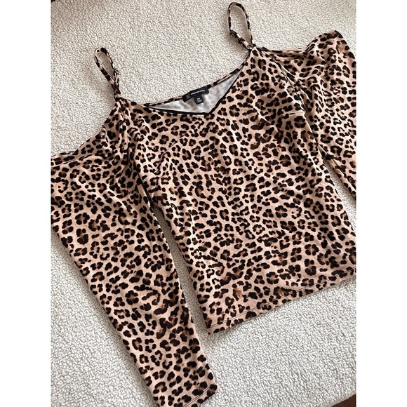 International Concepts Leopard Print Cold Shoulder Top XXL Grunge Streetwear - Picture 2 of 9
